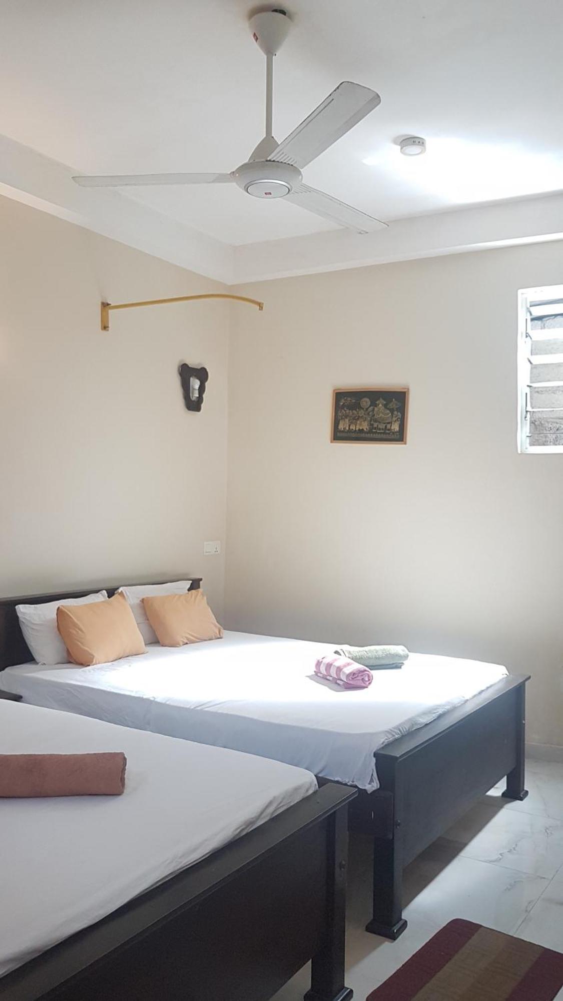 Pinki Nest Hotel Mirissa Buitenkant foto