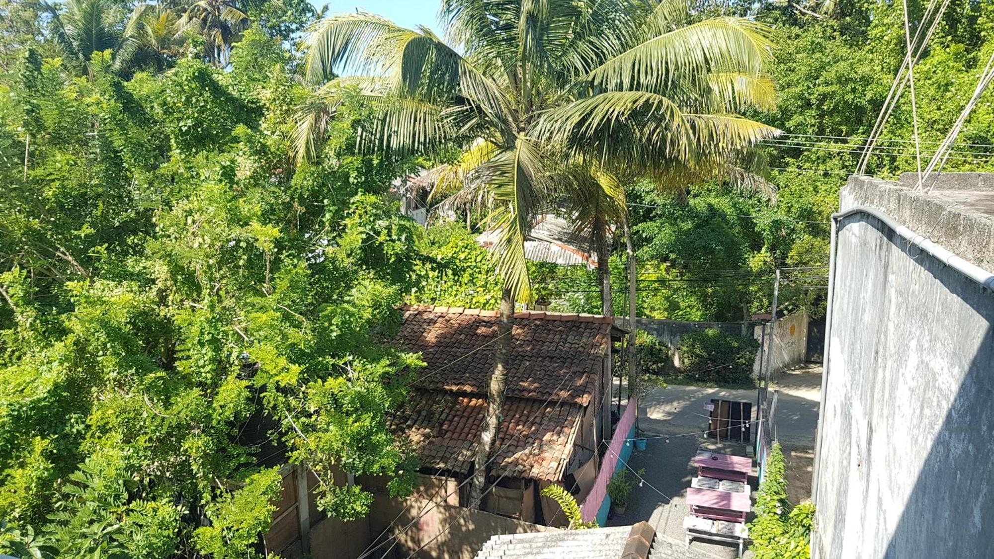 Pinki Nest Hotel Mirissa Buitenkant foto
